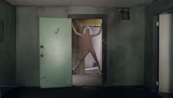 Sia - Chandelier